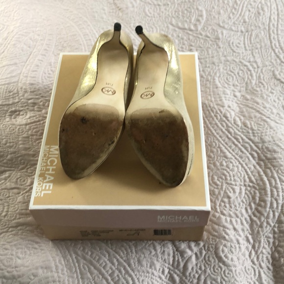Micheal kors heels - Picture 3 of 4